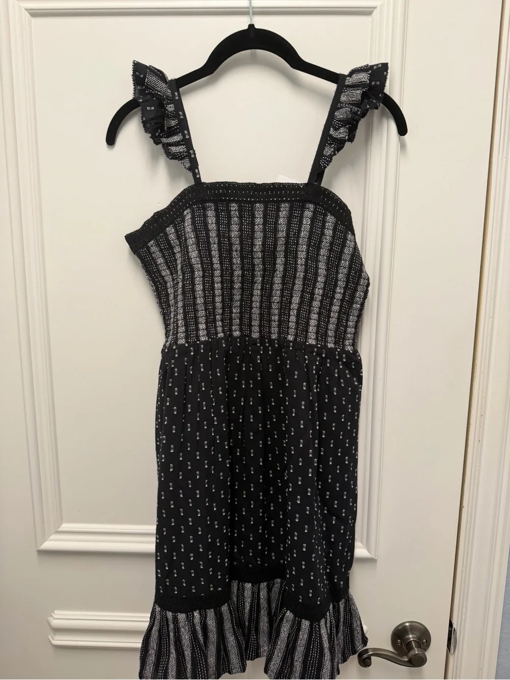 NWT Vineyard Vines Jacquard Black and White Smocked Sundress